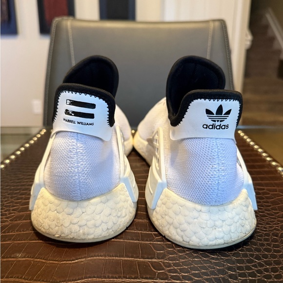 Pharrell x Adidas NMDs White - Picture 3 of 6